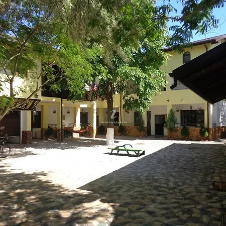 Vila Oaza-2