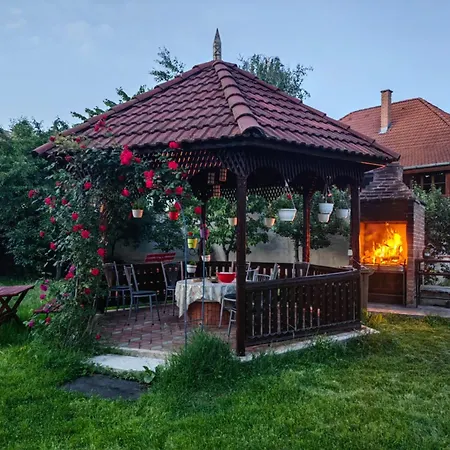 Millenium Castle Sibiu - Parking On Site - Bikers' Haven In The Heart Of Romania'S Legendary Roads - Rest In Comfort #-2