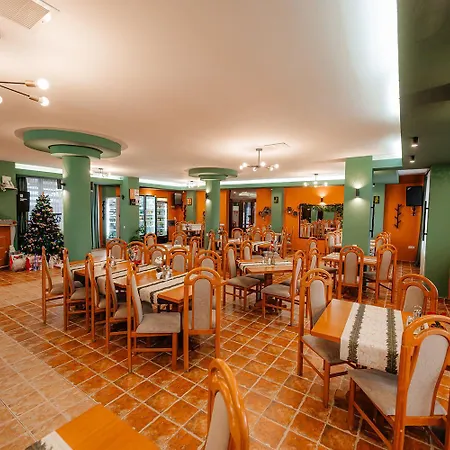 Pension Vanatorul-2