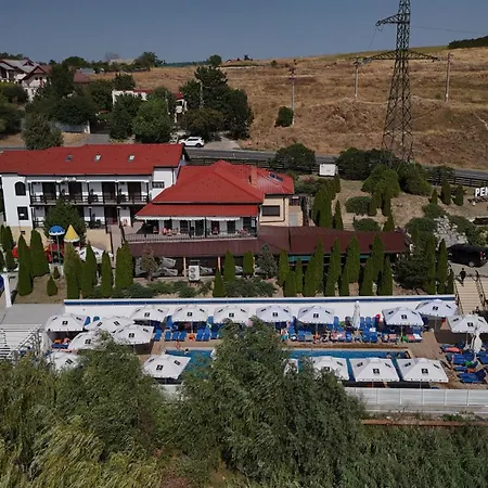 Pensiunea Lebada-2