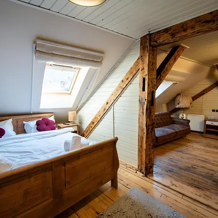 Barrique Garden - Breakfast & Restaurant - Old Town -Officially Classified Guesthouse-3