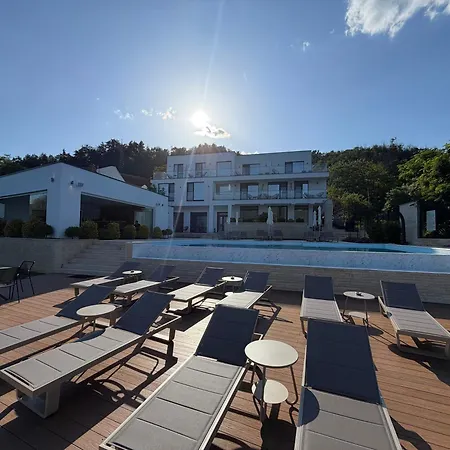 Yrys House - Adults Only-3