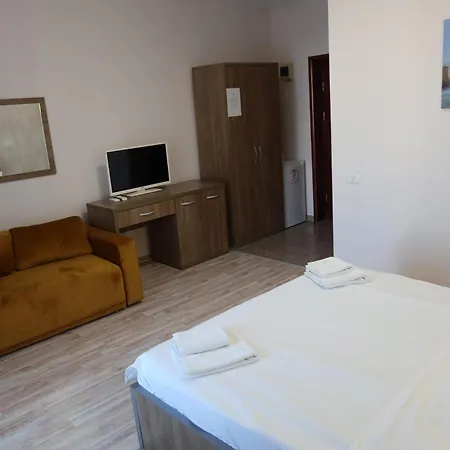 SANTORINI CAMERE DE INCHIRIAT mamaia nord-3