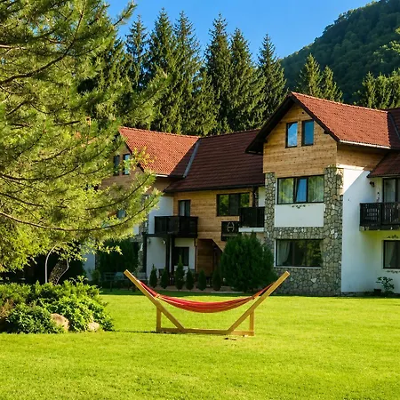 Garden Retreat (Adults Only)-3