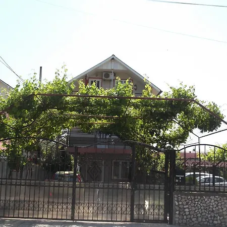 Vila Lucky-3