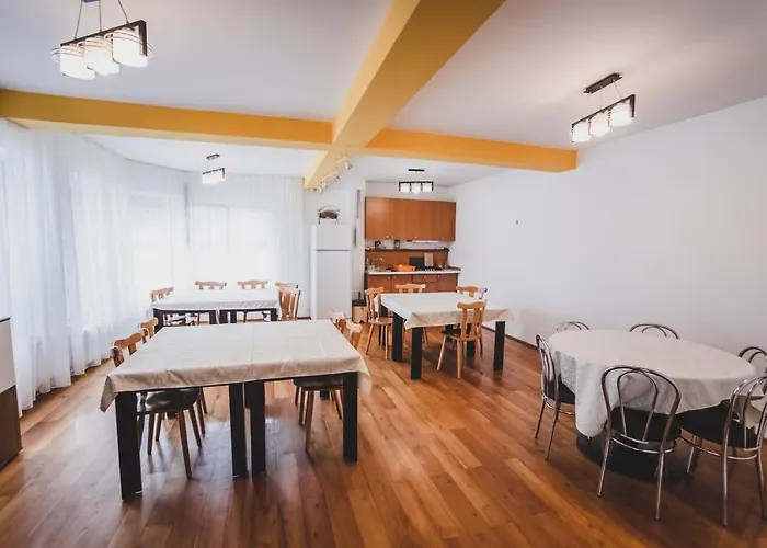 La Padure Pensiune-Restaurant Novaci Străini