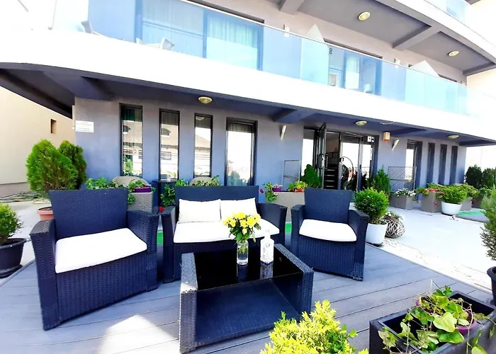 Ryanna Beach Pe Plaja Belona Eforie Nord