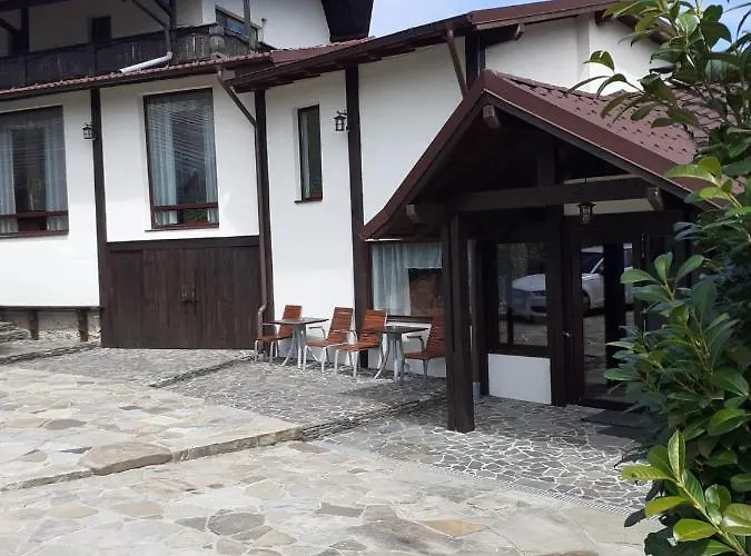No Comment Rustic Curtea de Argeş