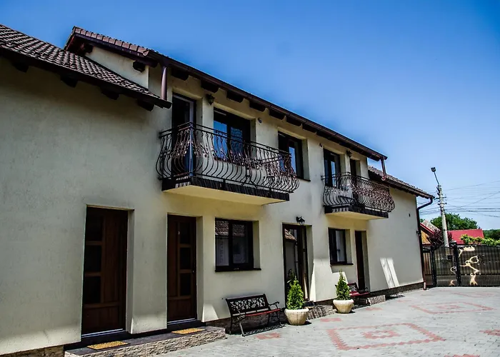 House Garden Hotel Turda