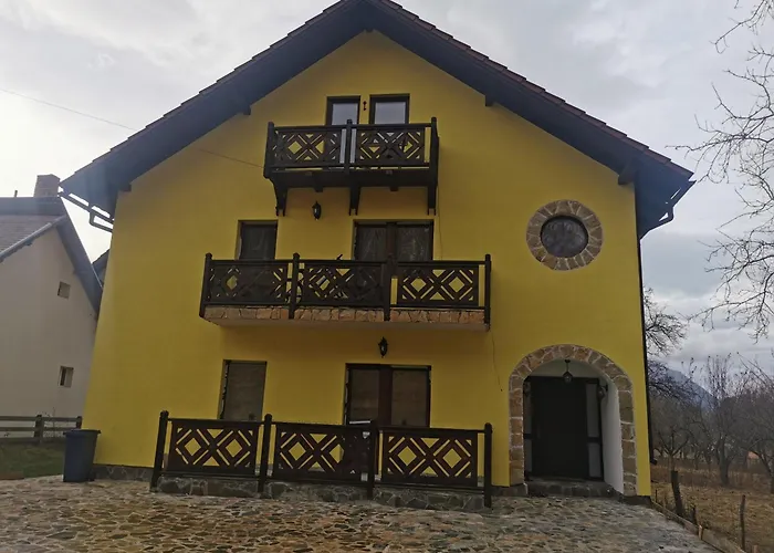 Yellow House Bran 