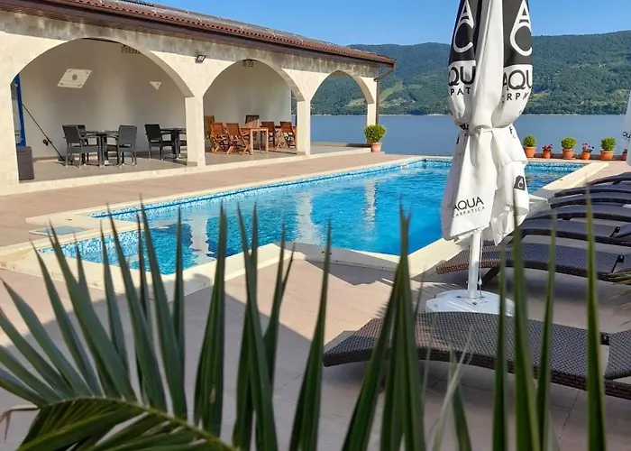 Pensiunea Alex&Restaurant Ieşelniţa