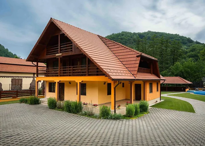 Cabana Sargetia Costeşti