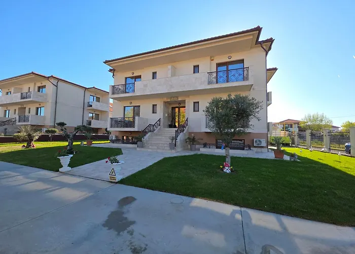 Valurile Mării Vama - Veche Hotel Vama Veche