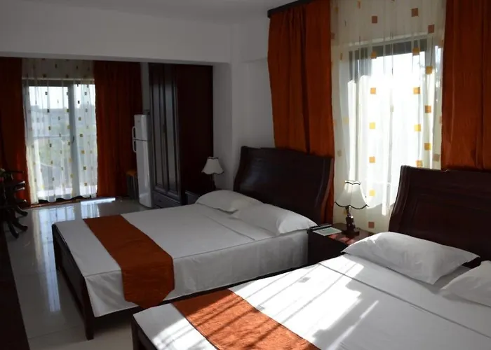 Smarthouse Hotel Costineşti