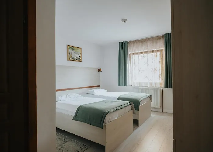 Juliu'S Panzio Csikszereda Hotel