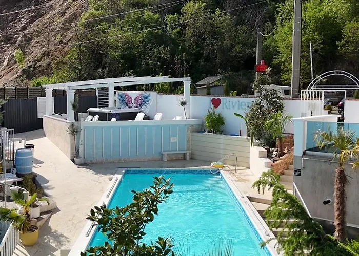 Riviera 990 - Resort & Restaurant Ieşelniţa