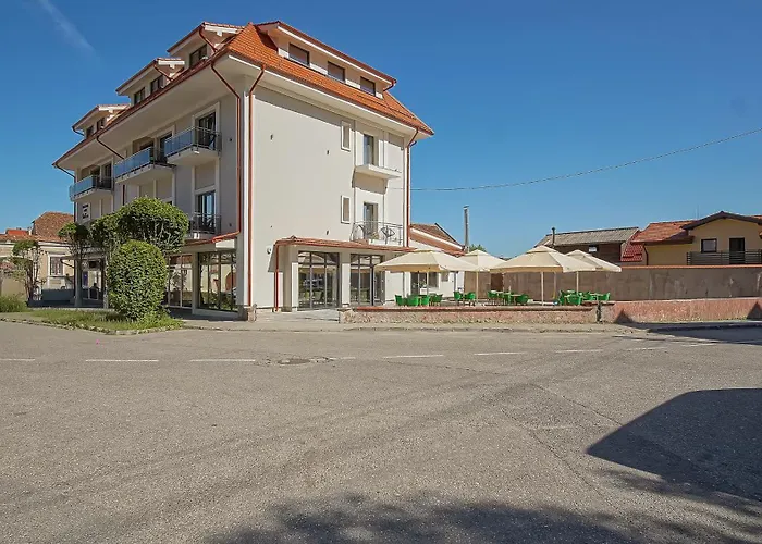 Sub Cetate Hotel Rîşnov