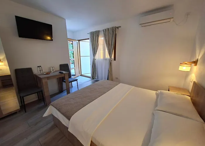 Casa Mira Svinita Hotel