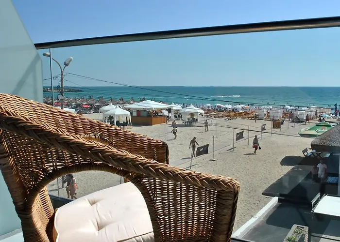 Ryanna Beach Pe Plaja Belona Eforie Nord