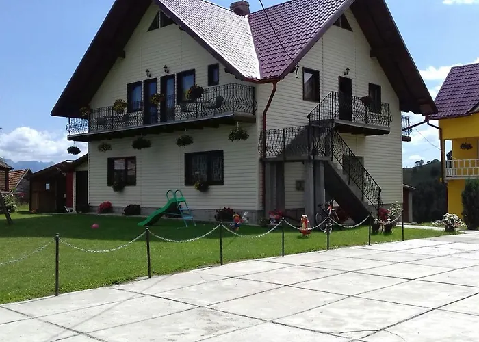 Garofita Pietrei Craiului Hotel Peştera